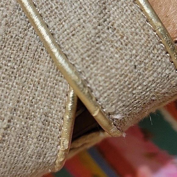 Paloma Barcelo Wedge Platform Round Toe Ankle Strap/Cross Strap Sandals - Picture 8 of 9